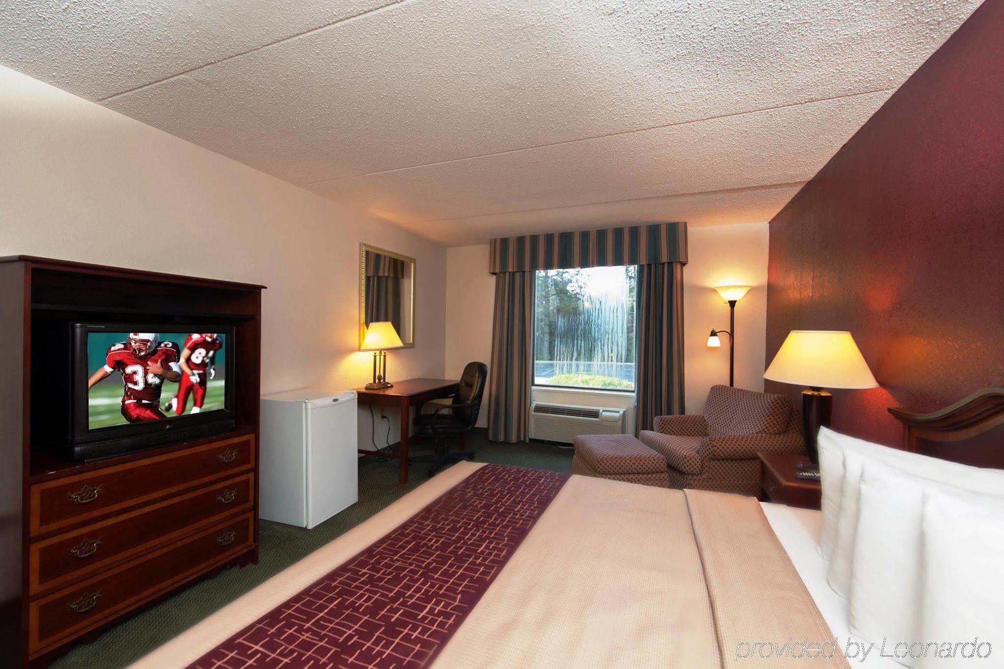 Red Roof Inn Carlisle Bagian luar foto